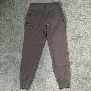 Athleta Venice Joggers - Shale - M